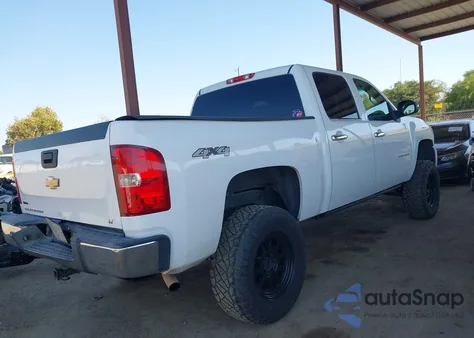 2010 Chevrolet Silverado 1500 Lt z USA, uszkodzony, nr VIN 3GCRKSEA4AG188226